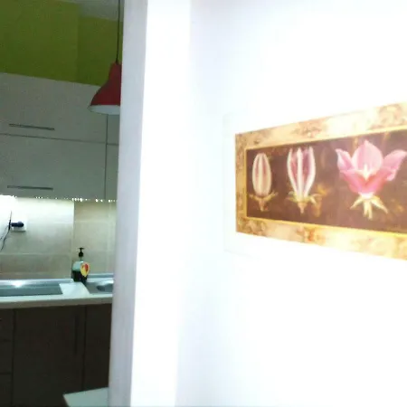 Διαμέρισμα Center Martha's